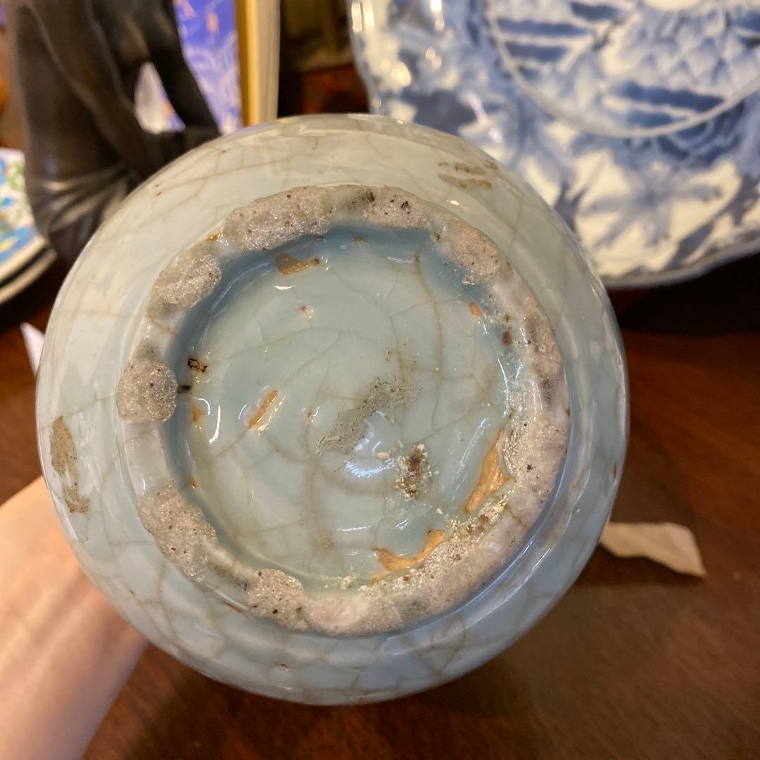 朝鮮美術　骨董　李朝時代　青白磁　壺