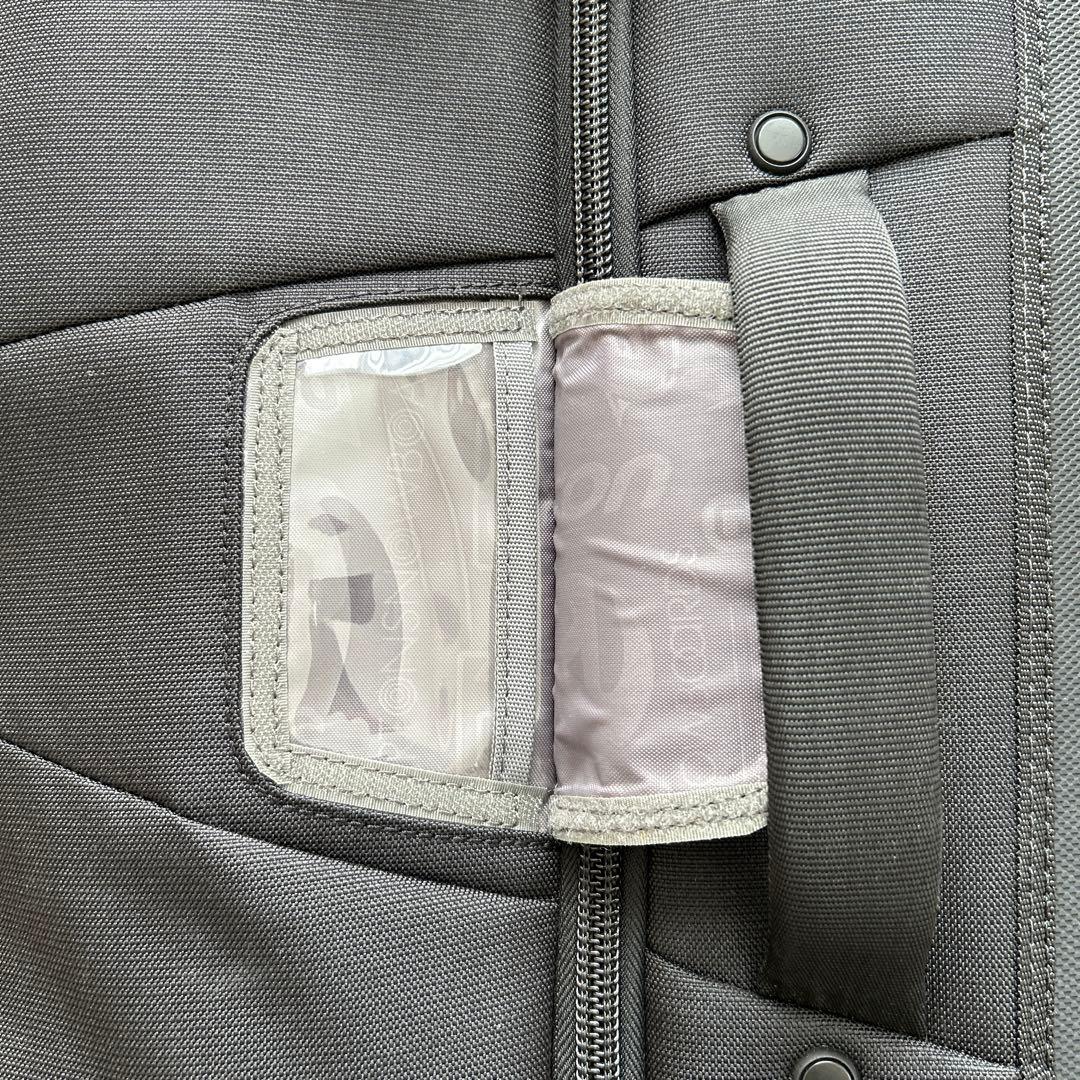 BURTON ブラック 大型キャリーケース２輪