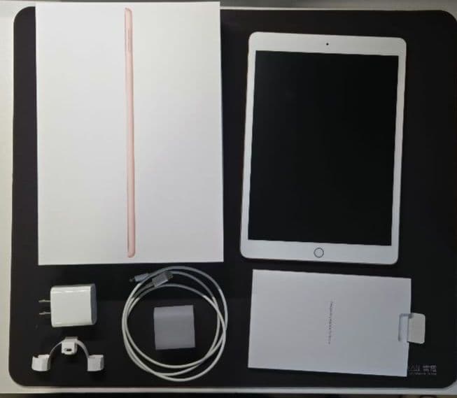 Apple iPad 8世代 32gb ゴールド