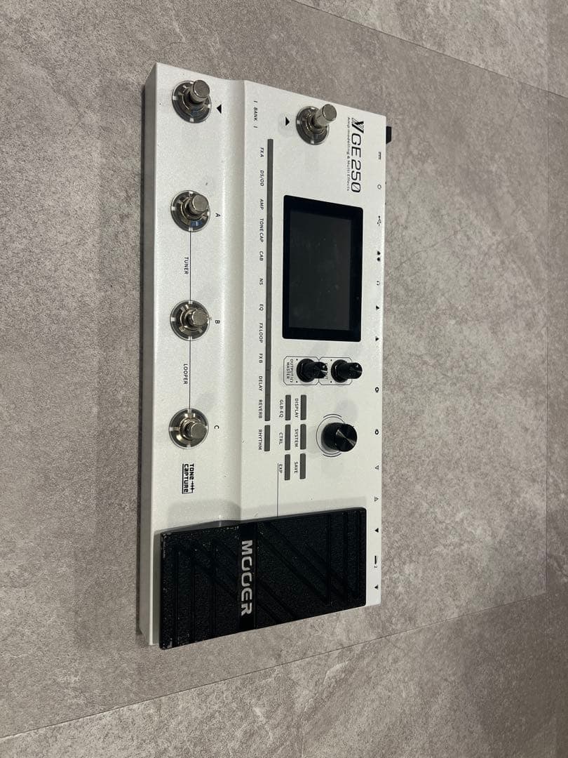 Mooer GE250 マルチエフェクター
