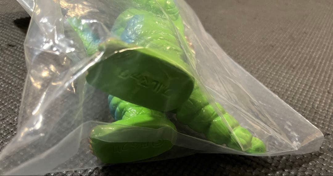 新品　未開封　ソフビ　ブルマァク　デットン　グリーン　帰ってきたウルトラマン