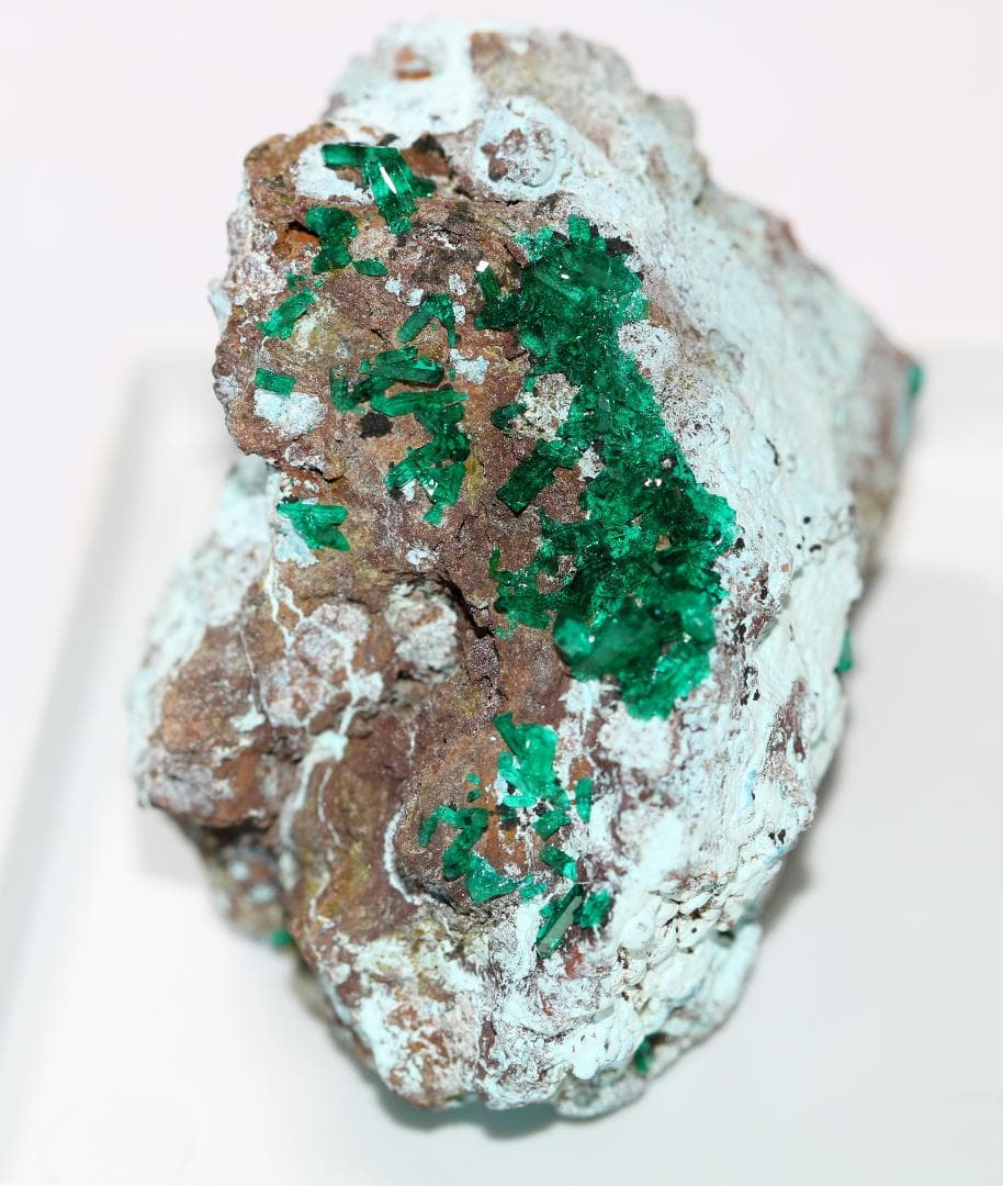 外国産鉱物標本 コンゴ産母岩付きダイオプテーズ 原石