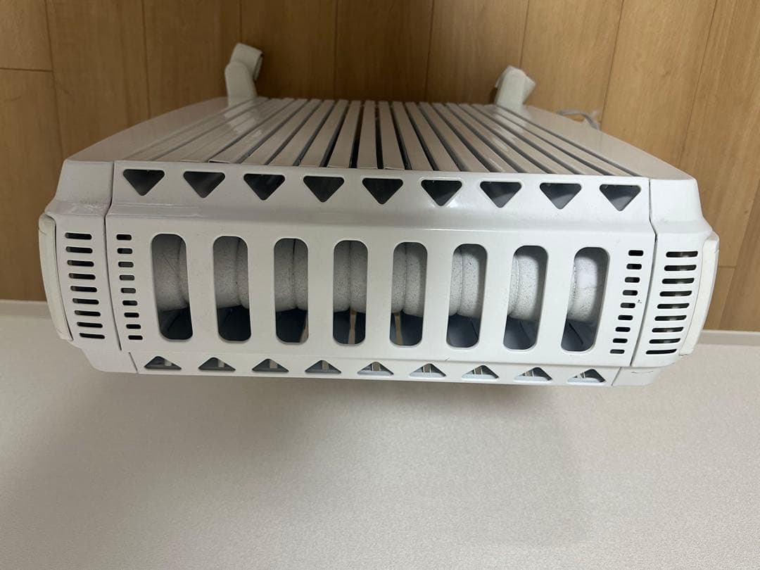 DeLonghi Dragon デジタルオイルヒーター 白