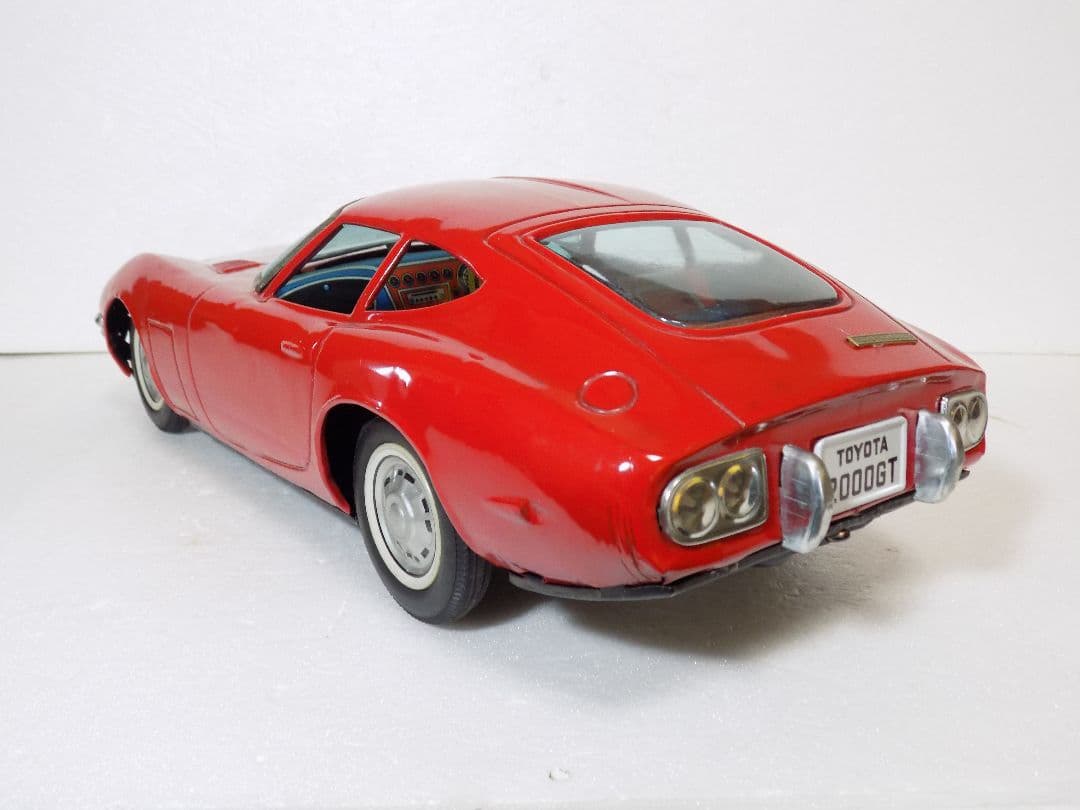 希少ブリキ　イチコー　TOYOTA　2000 GT ※フリクション