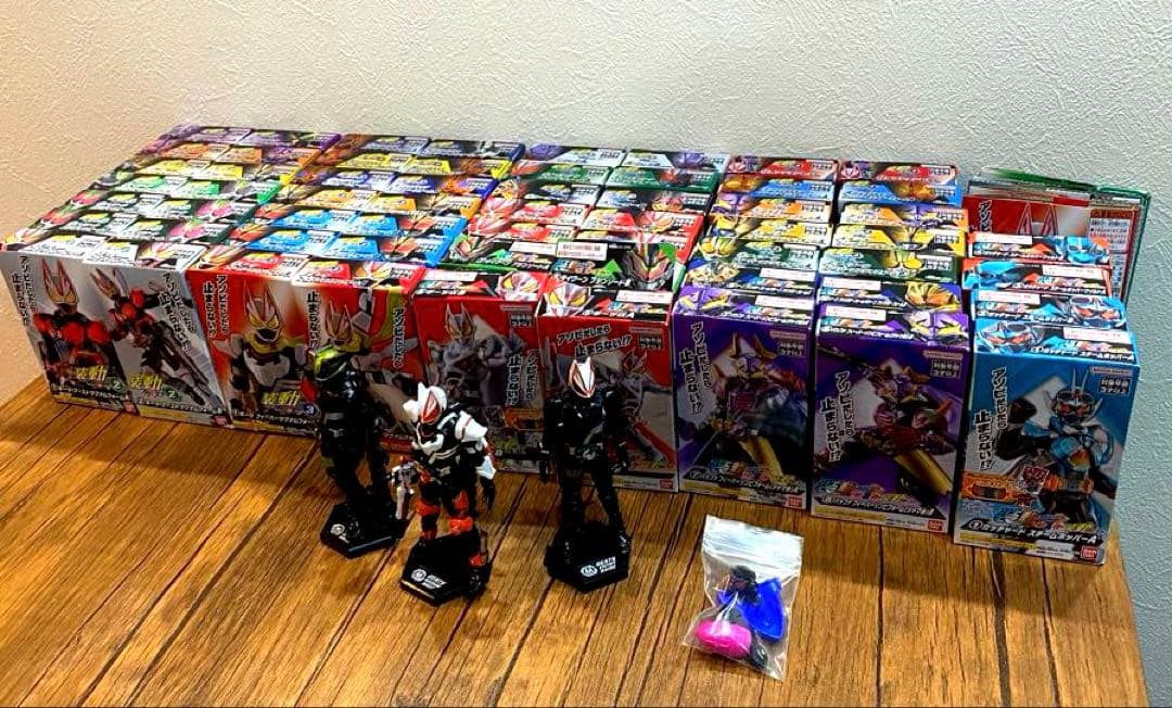 【仮面ライダー】装動 仮面ライダーギーツ セット