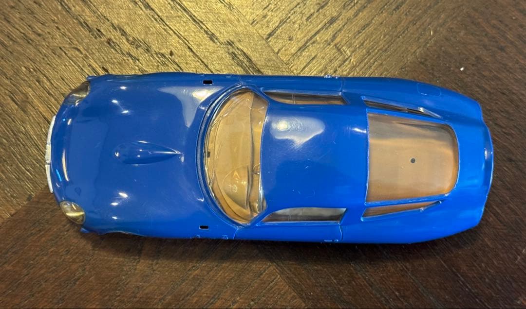 a*h様 1/24 scalextric スケーレックス アルファTZ スロット