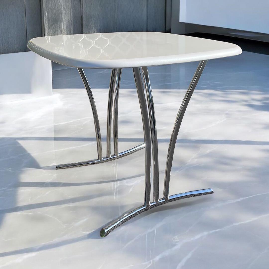 北欧　コクーン　リプロダクト　　パールホワイト　商談テーブル　店舗