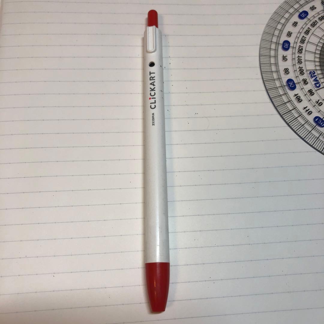 赤ペンです！めっちゃ描きやすい！