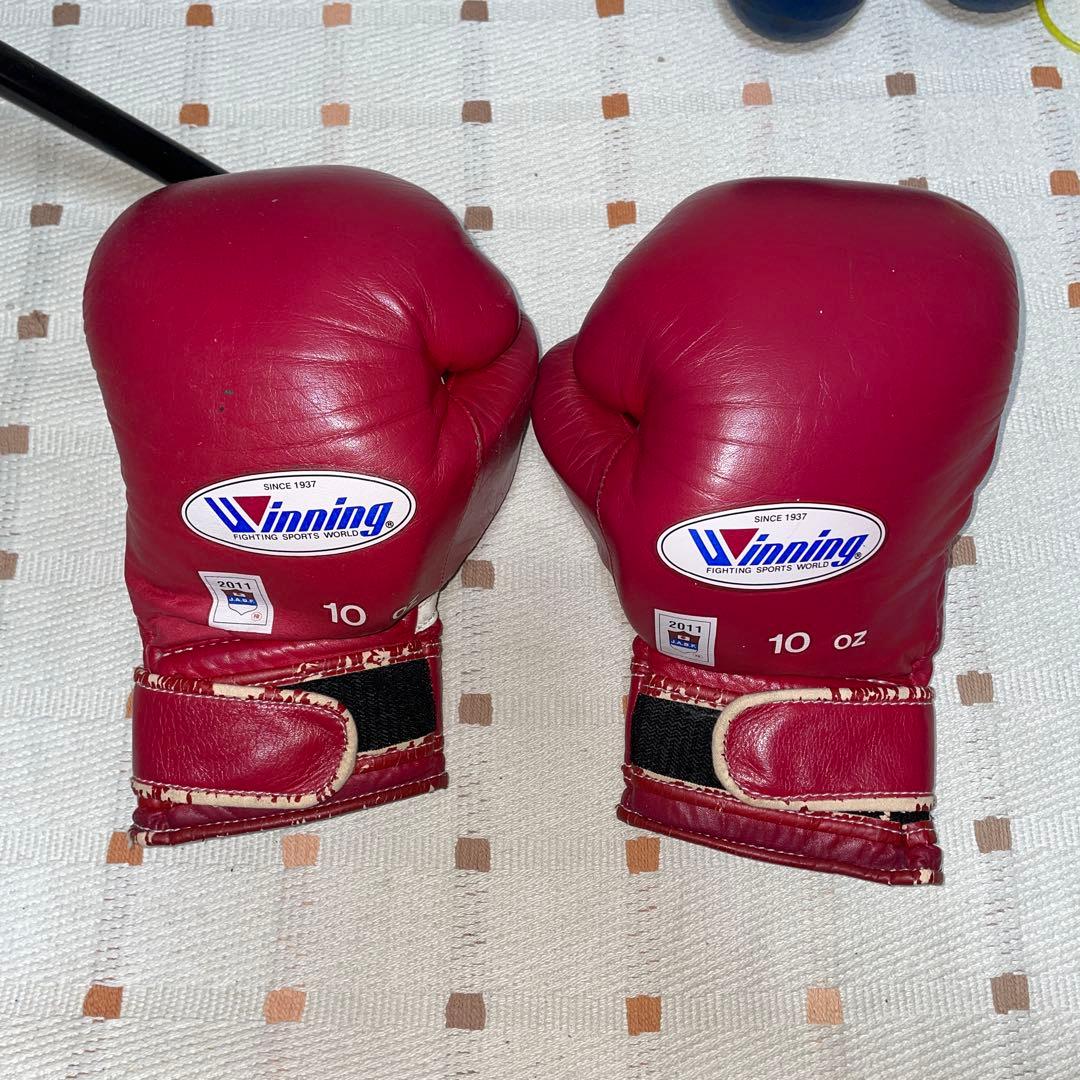Winning ボクシンググローブ 10 oz 赤