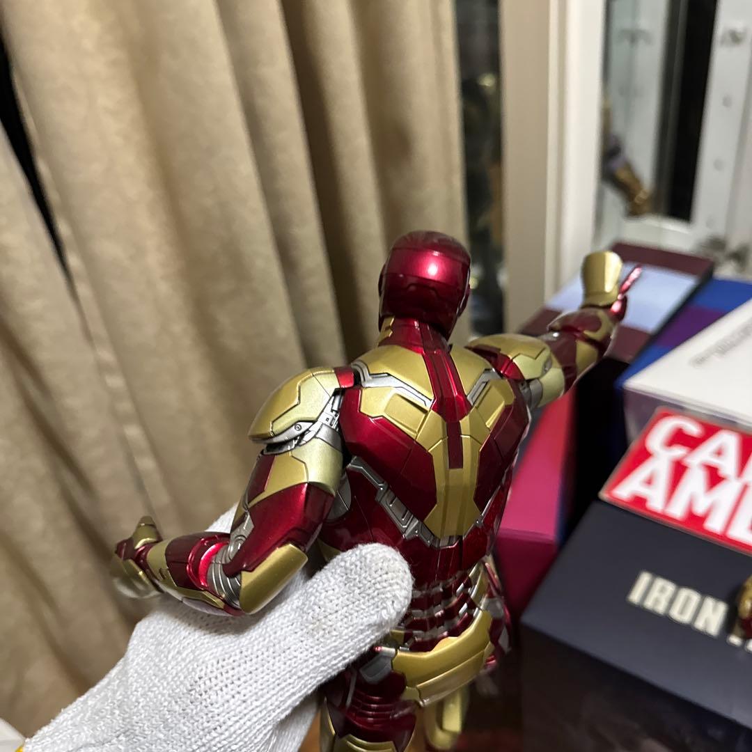 アイアンマン3 MARK XLII ホットトイズフィギュア