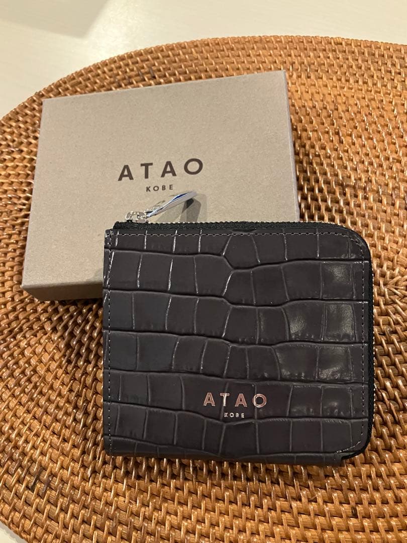 アタオ　ケース チェスレリーフ