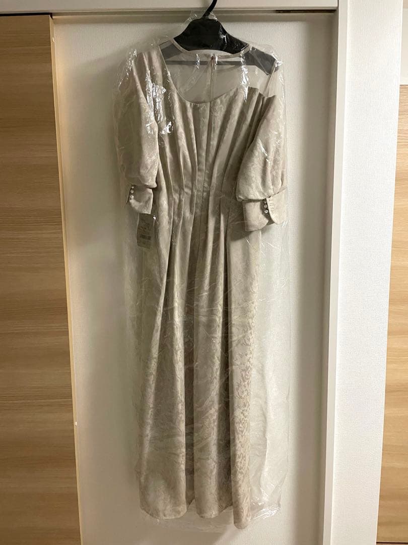 パーティードレス