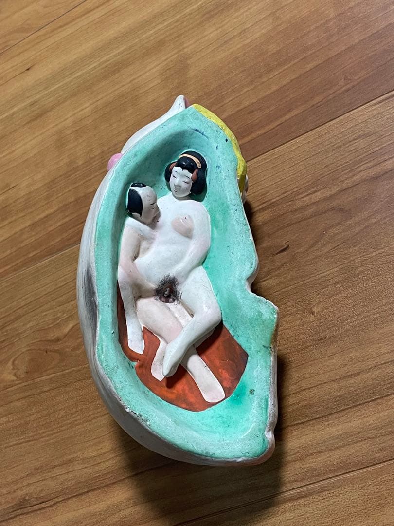 超希少　眠り猫 春画人形 裏隠し 伝統工芸 置物 秘画 枕絵 浮世絵