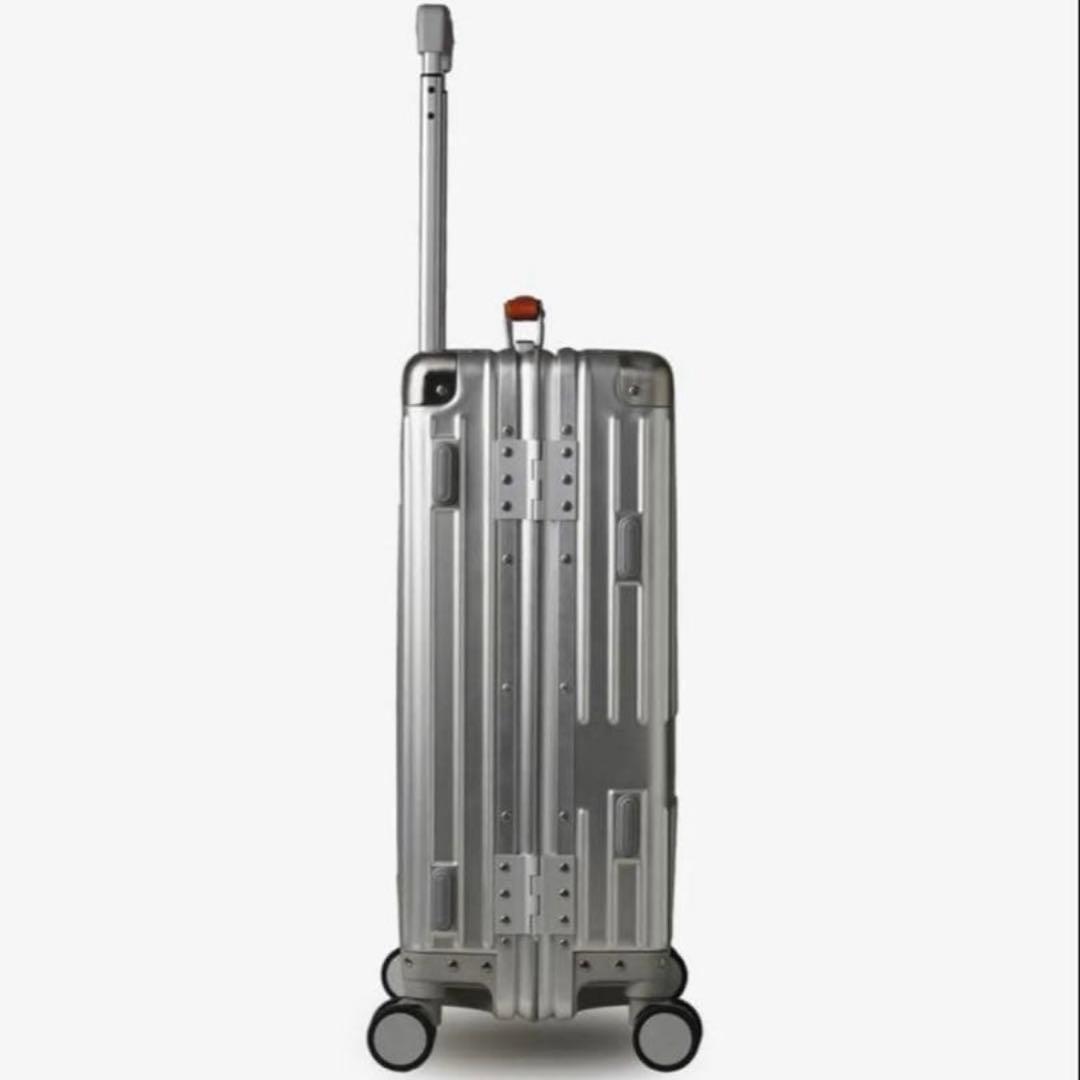 【新型】イノベーター　アルミ　キャリーケース　スーツケース　INV1811