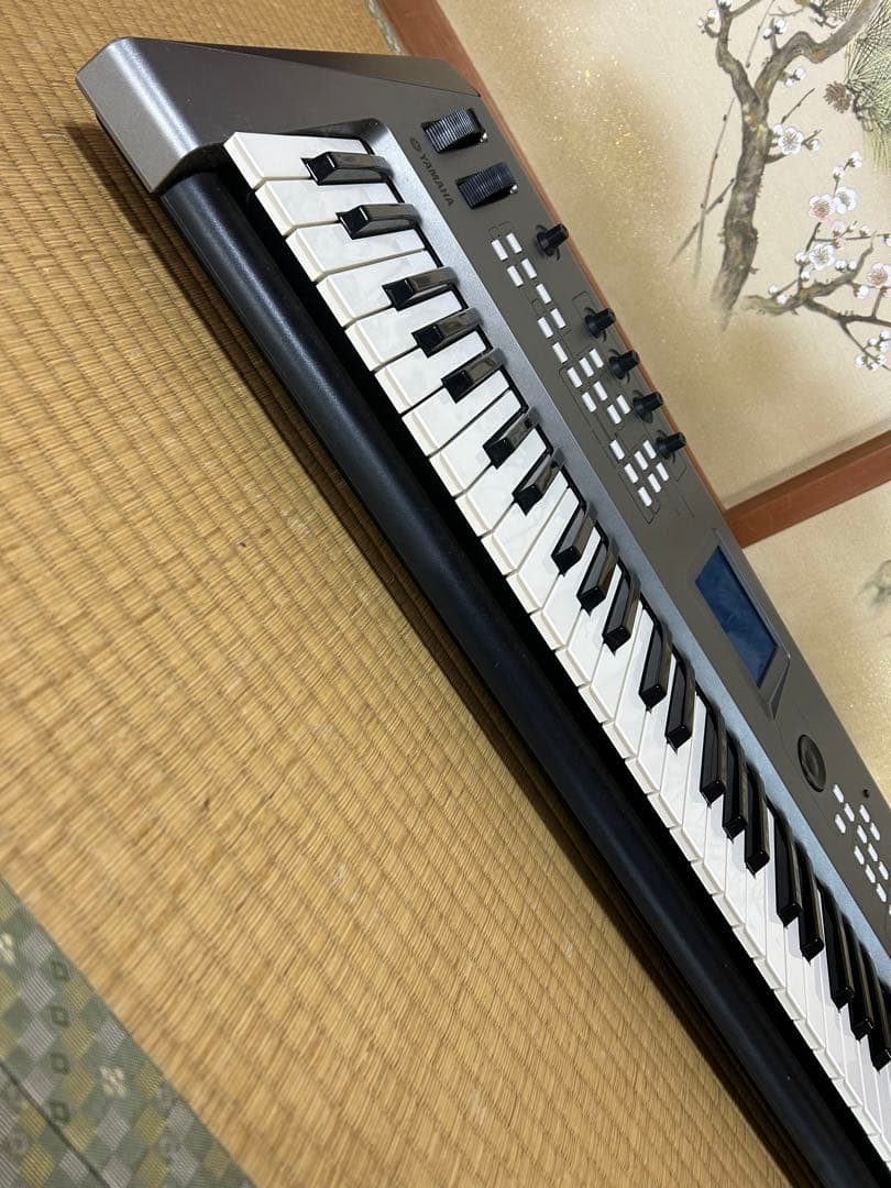 YAMAHA MM6 シンセサイザー 61鍵盤 中古