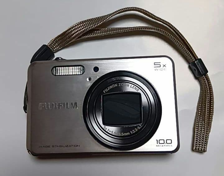 FUJIFILM　デジタルカメラ　美品