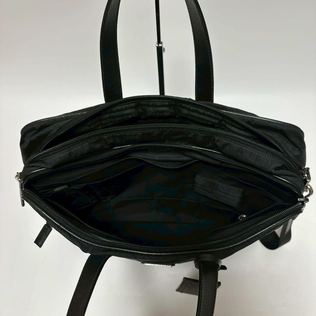 u26【極美品】近年モデル　プラダ　三角ロゴ　ブラック　2wayショルダー.