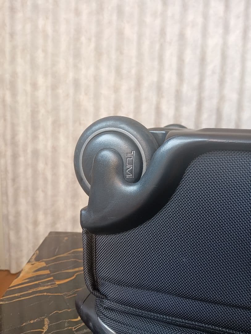 トゥミ TUMI アルファ キャリーケース 2輪 22020D4 美品