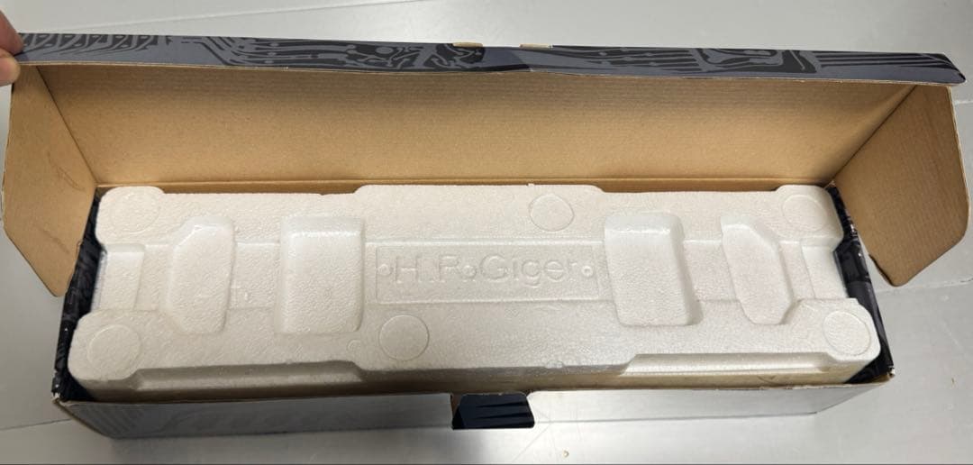 GIGER’S BACKSCRATCHER H・R・ギーガー エイリアン 孫の手