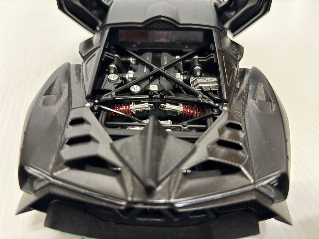 オートアート　ランボルギーニ アヴェンタドール Lブラック 1/18