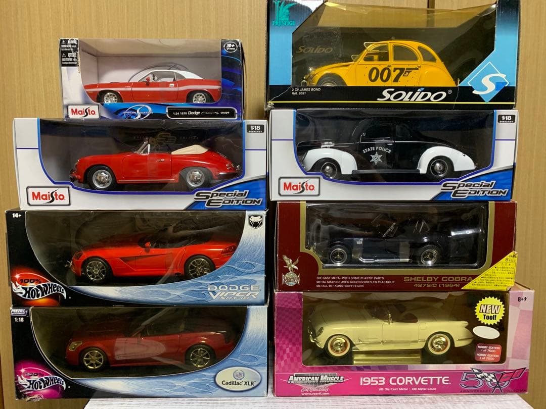 【期間限定値下げ】アメリカングラフティー 1/18及び1/24ミニカー8台セット