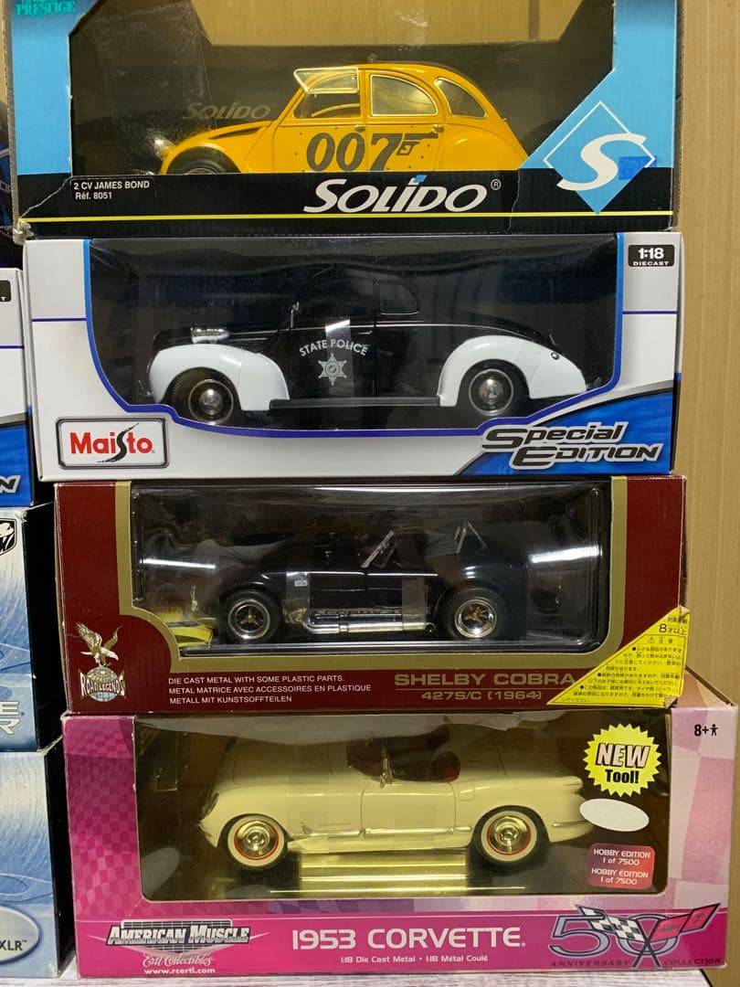 【期間限定値下げ】アメリカングラフティー 1/18及び1/24ミニカー8台セット