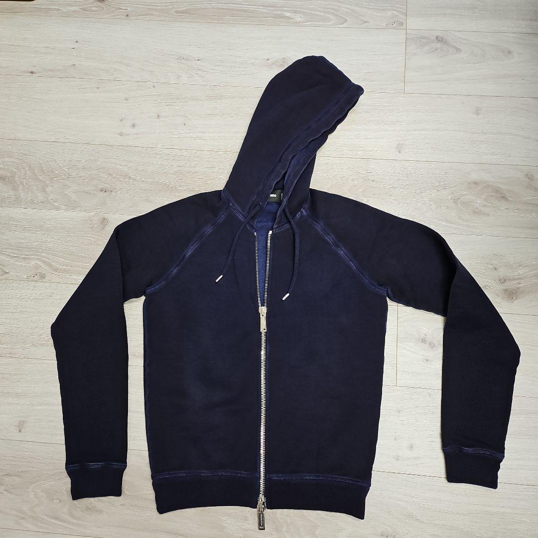 れんかな！ 送料込み！ディースクエアード　パーカー