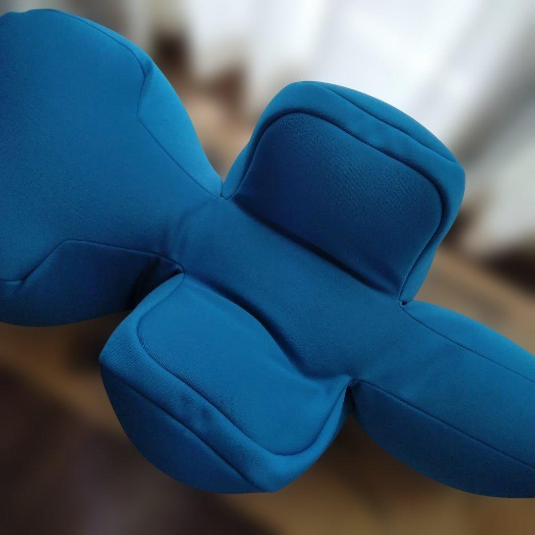 OneAid リラクッションM青