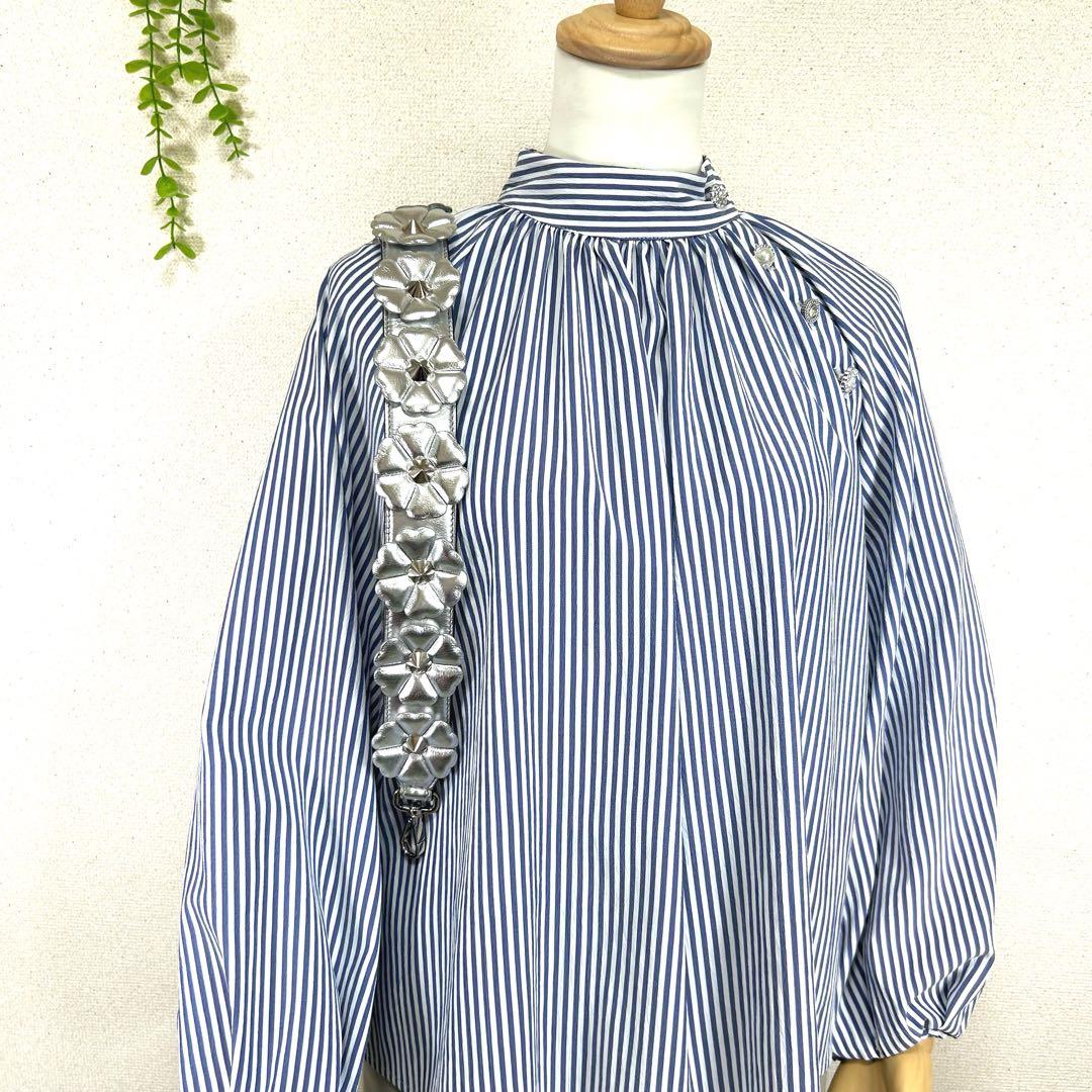 【美品】FENDI 　フェンディ　ショルダーストラップユー　シルバー