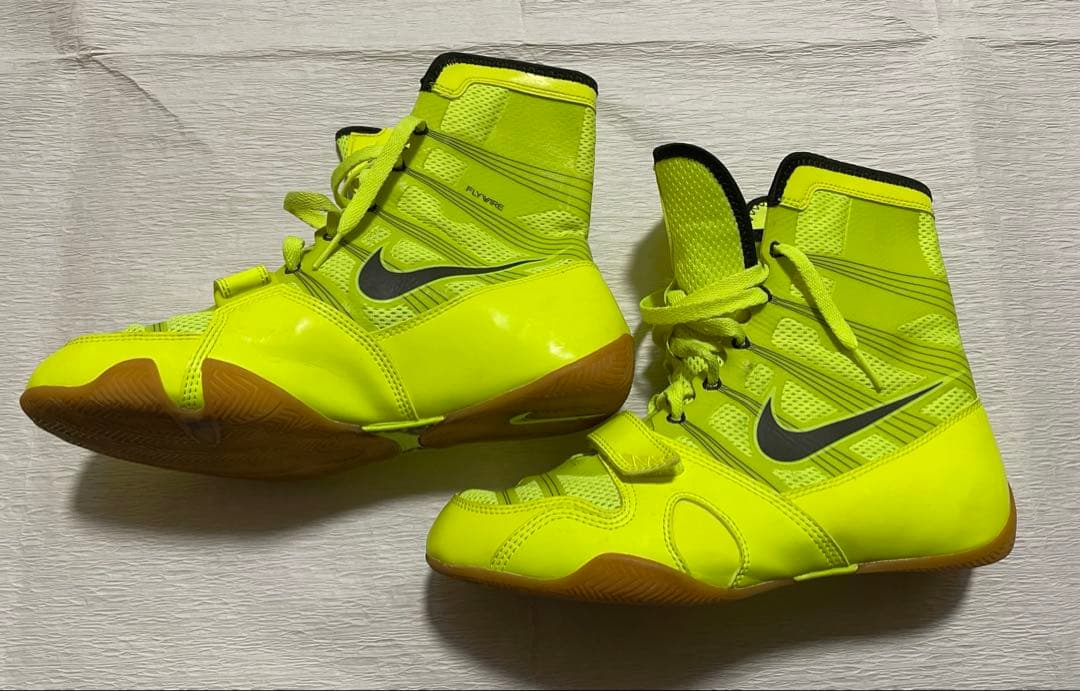 NIKE メンズ　ボクシングシューズ　イエロー