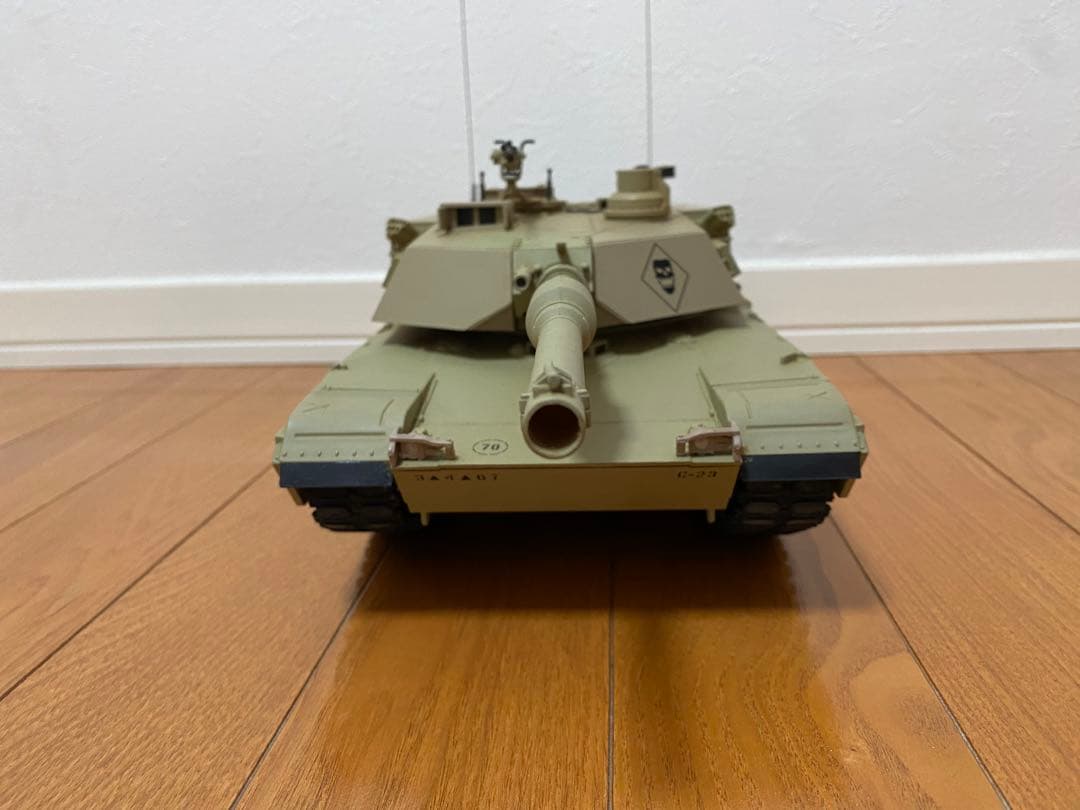 ル*ス様 東京マルイ バトルタンク1/24 アメリカ軍主力戦車 M1 A2 エイ