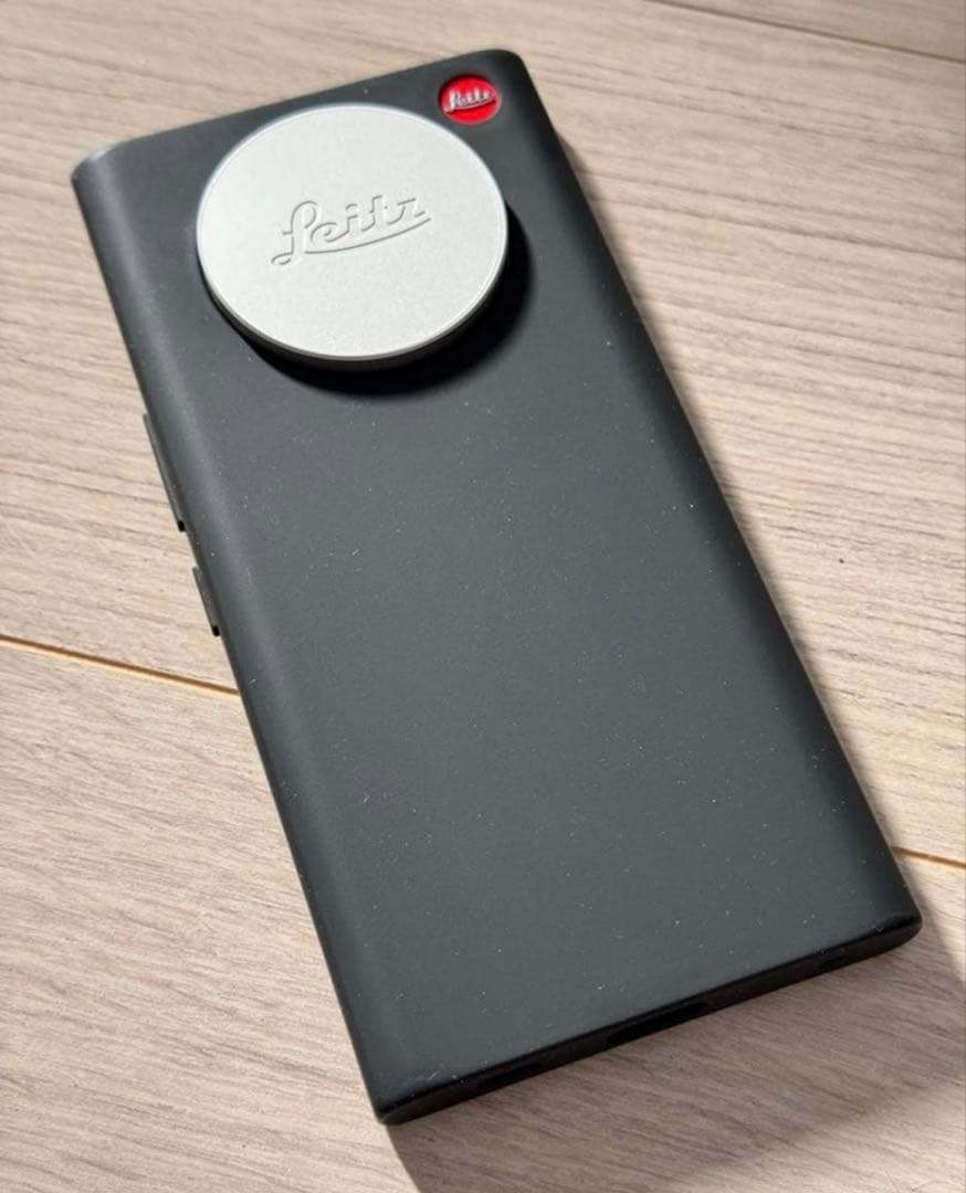 Leitz Phone 2 ホワイト　ケース付き