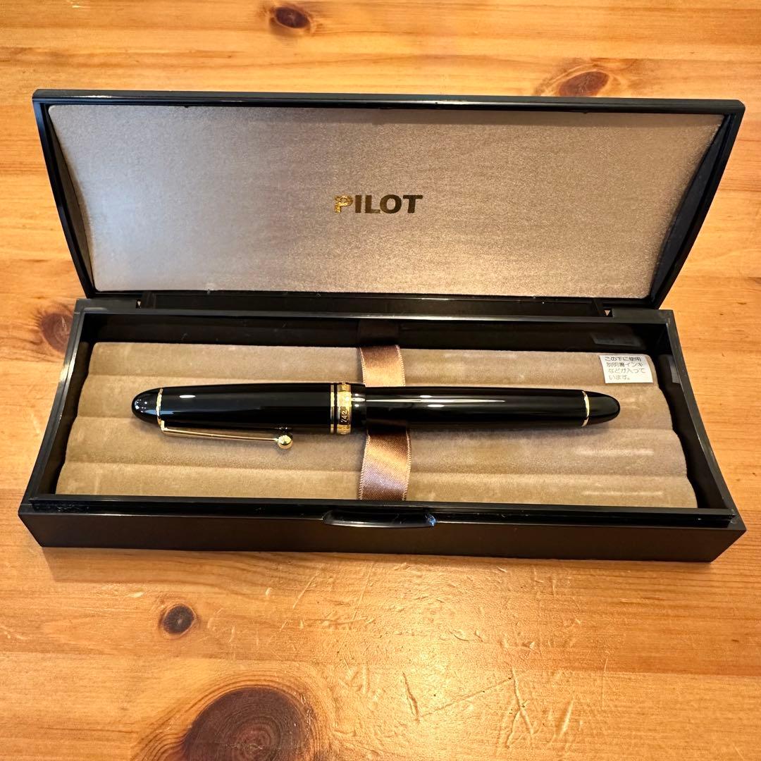 PILOT 万年筆 カスタム742 細字F ブラック