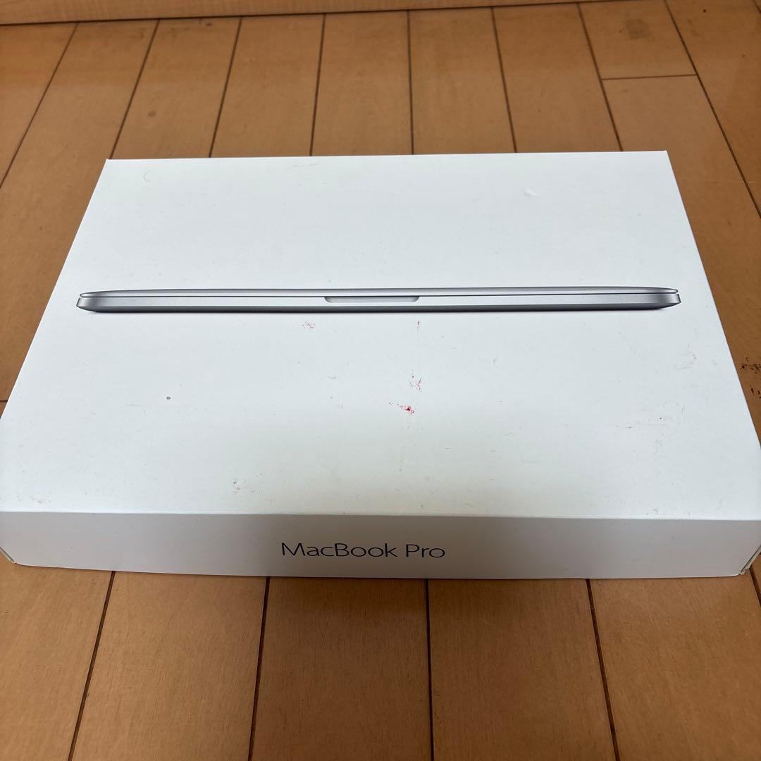 （ジャンク品）MacBook Pro シルバー 本体 充電器付き