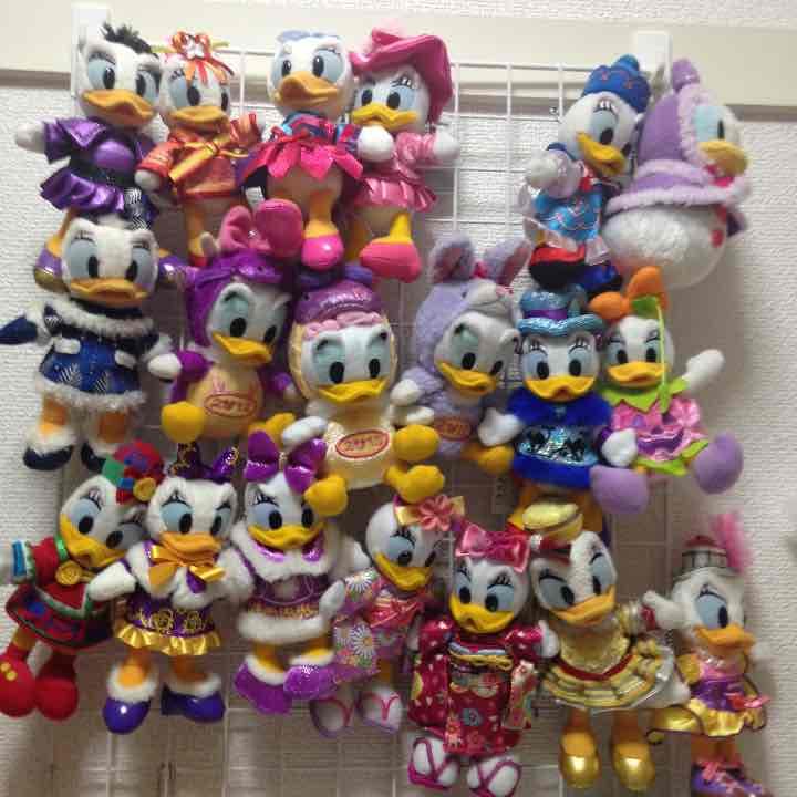 デイジー ぬいぐるみバッジ 大量