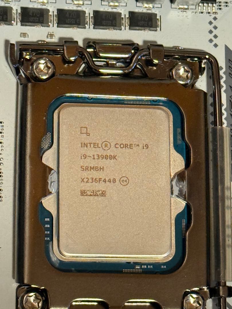 え*る様 Intel i9 13900K + ROG MAXIMUS Z790