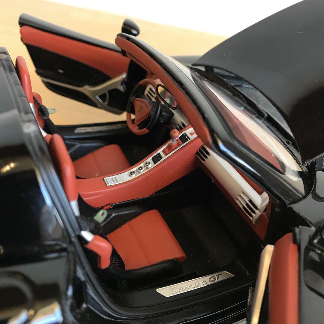 ポルシェカレラＧＴ　オートアートミレニアム1/18