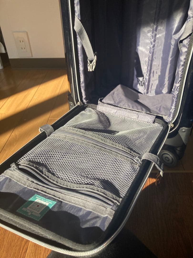 正規品　レジェンドウォーカー スーツケース 最大35L 機内持ち込み　ブラック