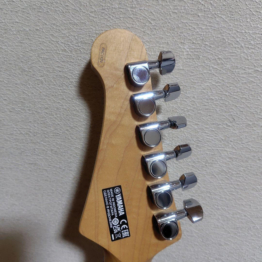 Yamaha PACIFICA112v エレキギター、ケース、シールドつき