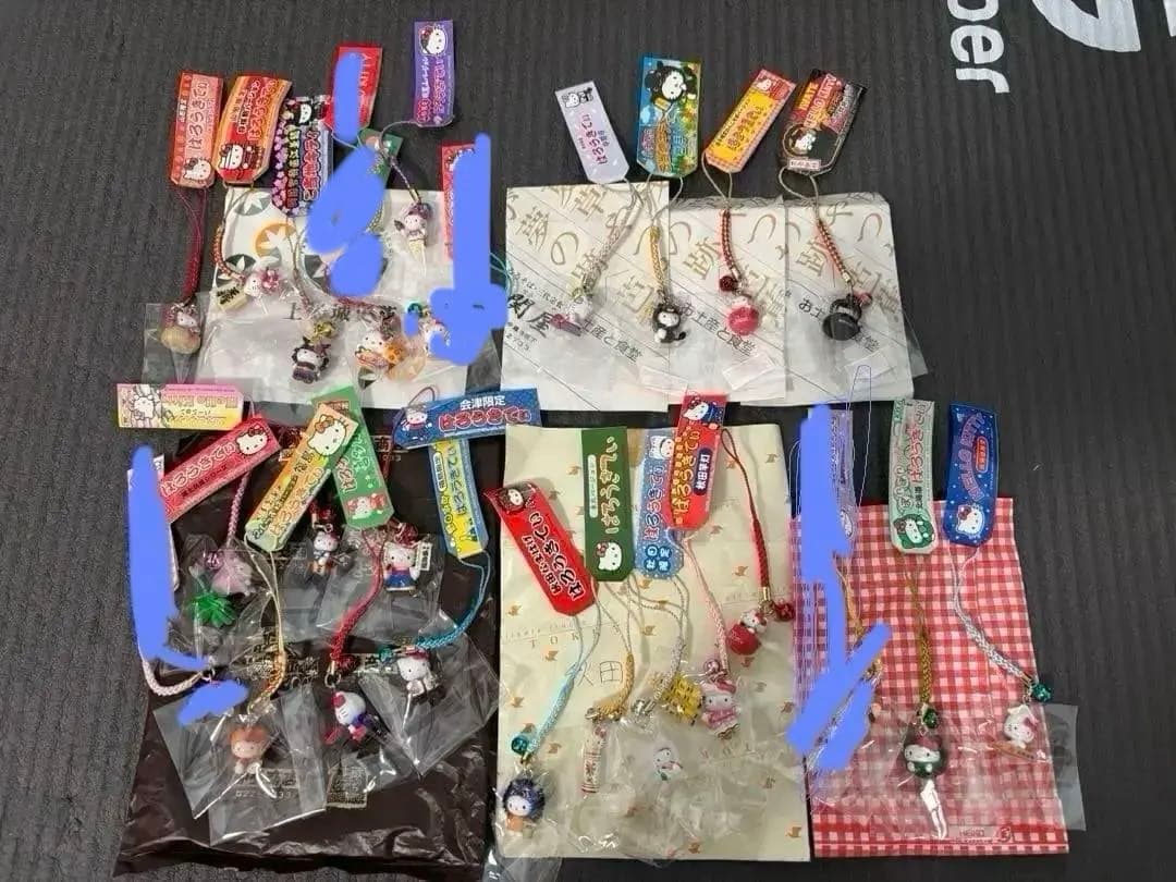 ハローキティ　根付け　キティちゃん　ストラップ