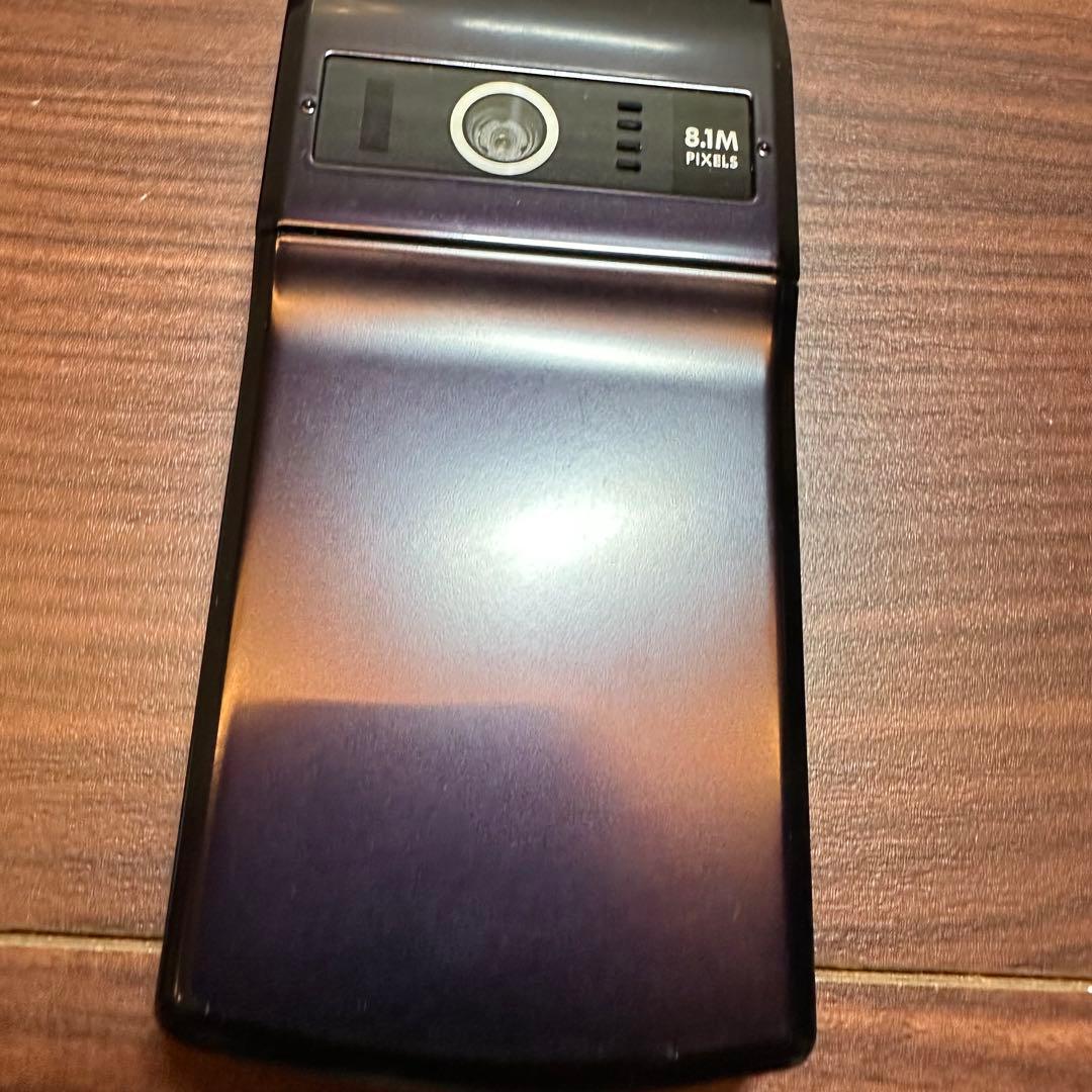 docomo N-01E フリップフォン 5551