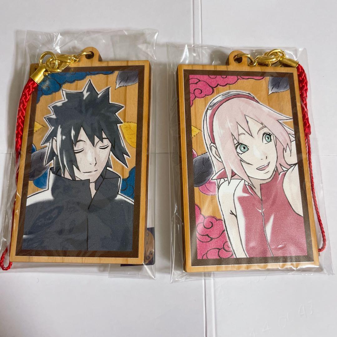 NARUTO J-WORLD 絆 木札ストラップ　サスケ　サクラ