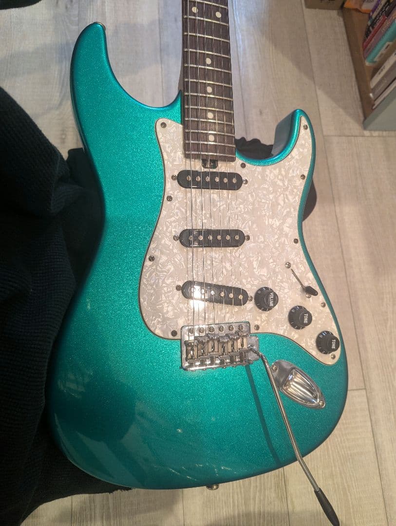 Bacchus GP-001 バッカス ストラト ラメ スパークル