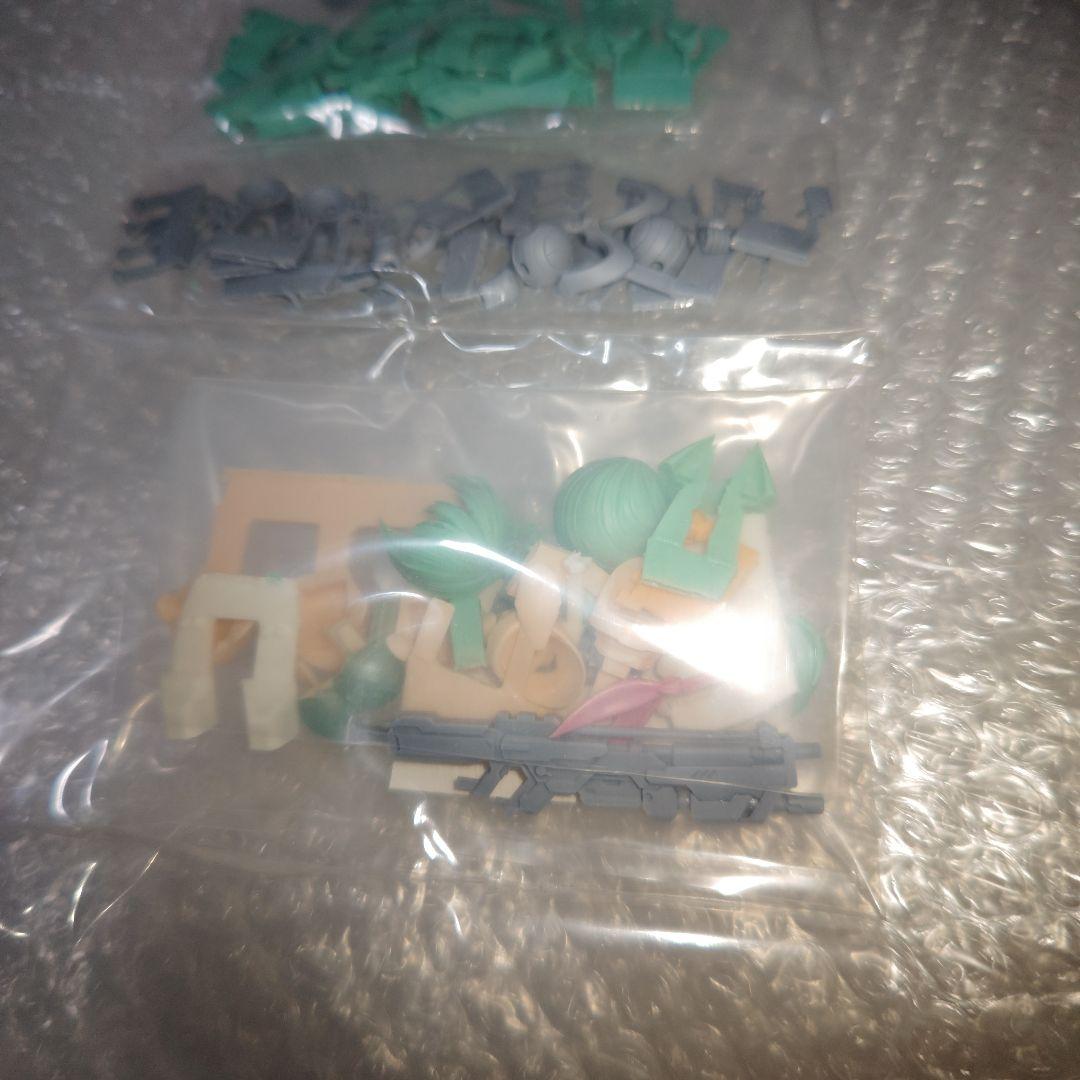 MUSCUTO　メカガデ子　ガレージキット　未組立