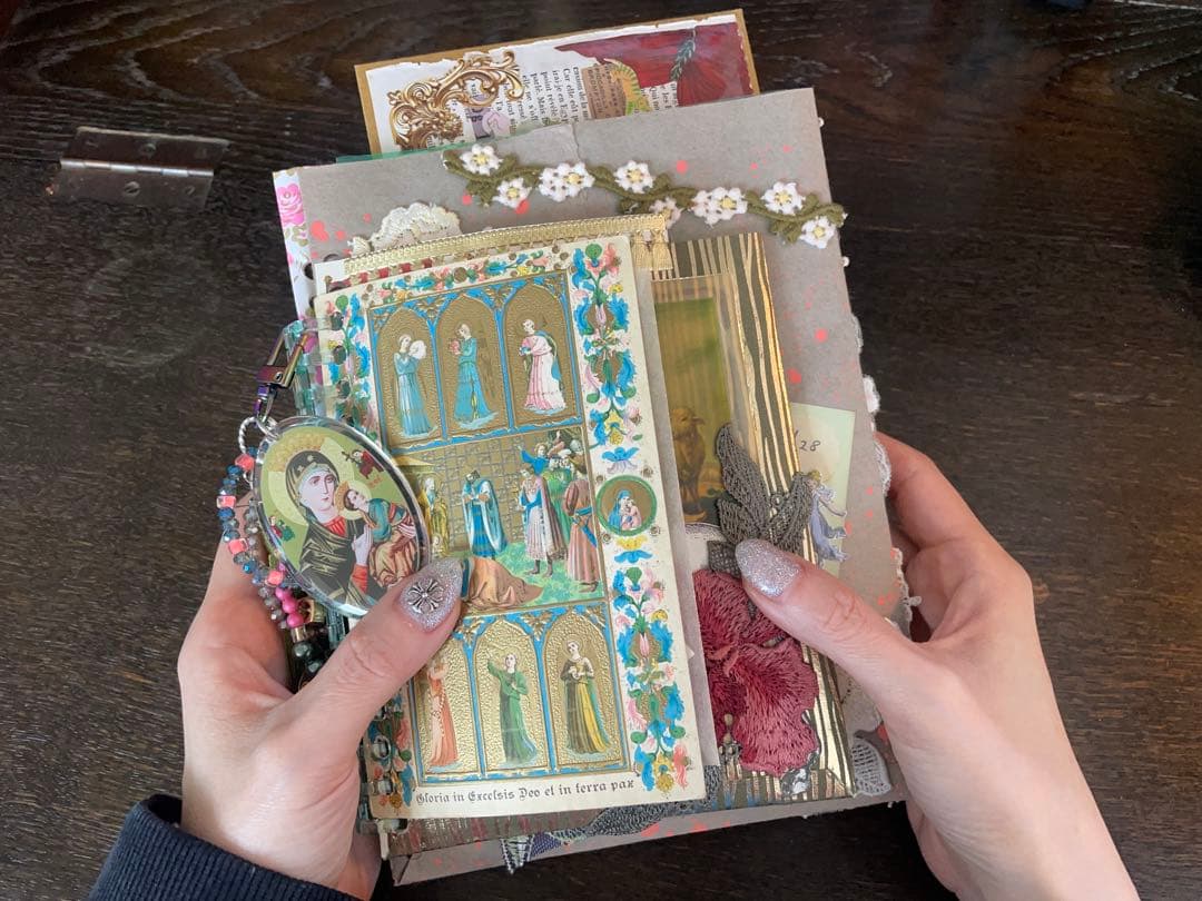 A)聖なるおすそ分けファイル　コラージュ素材　レース