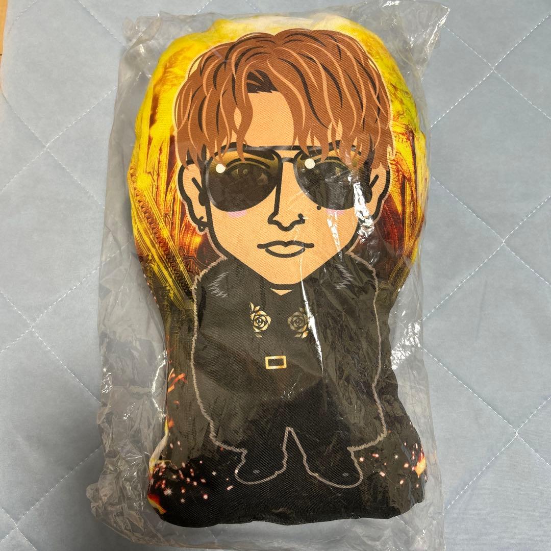 白濱亜嵐 クッション ドリー 貴族降臨