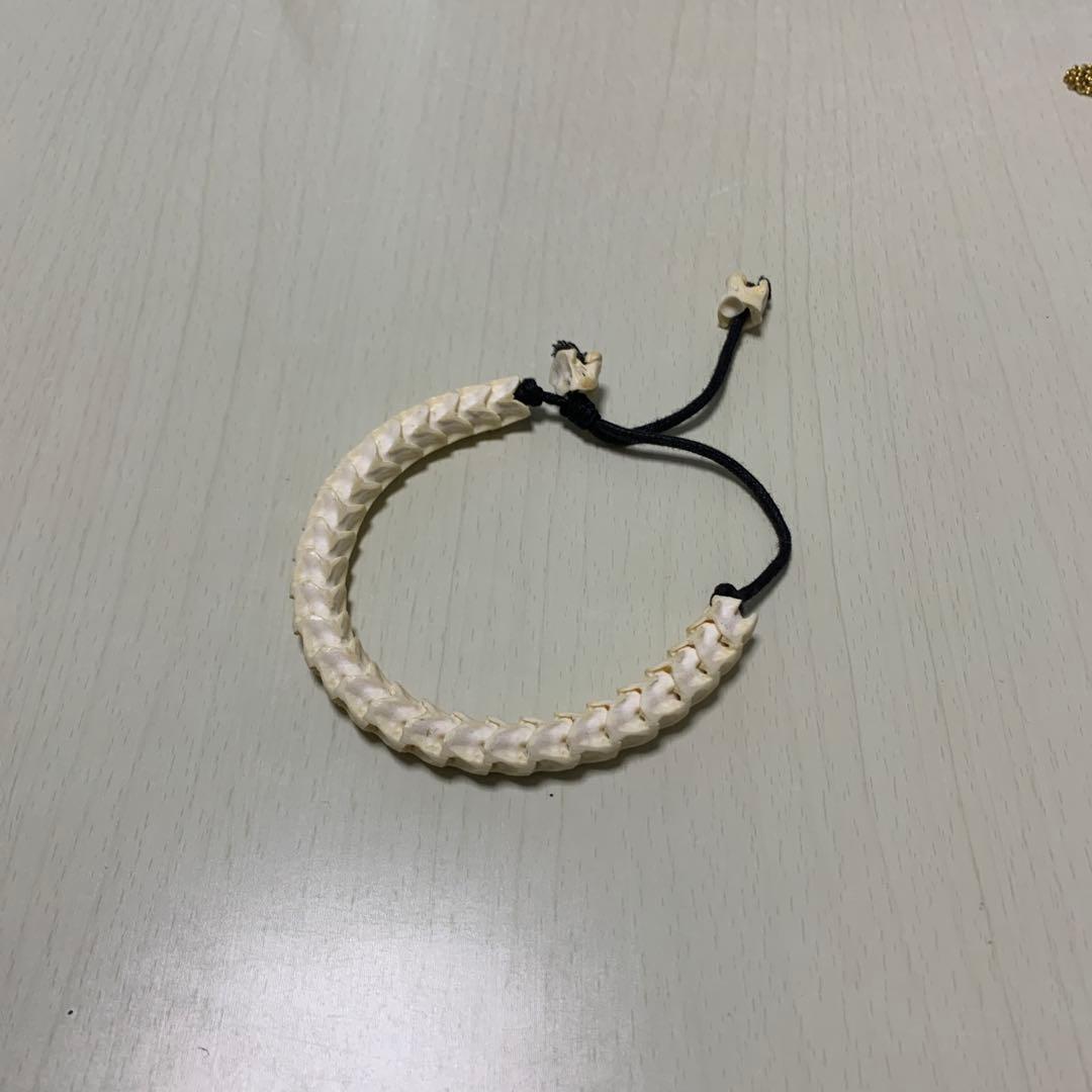 ホワイト・ブラック 本物蛇骨ブレスレットお得セット