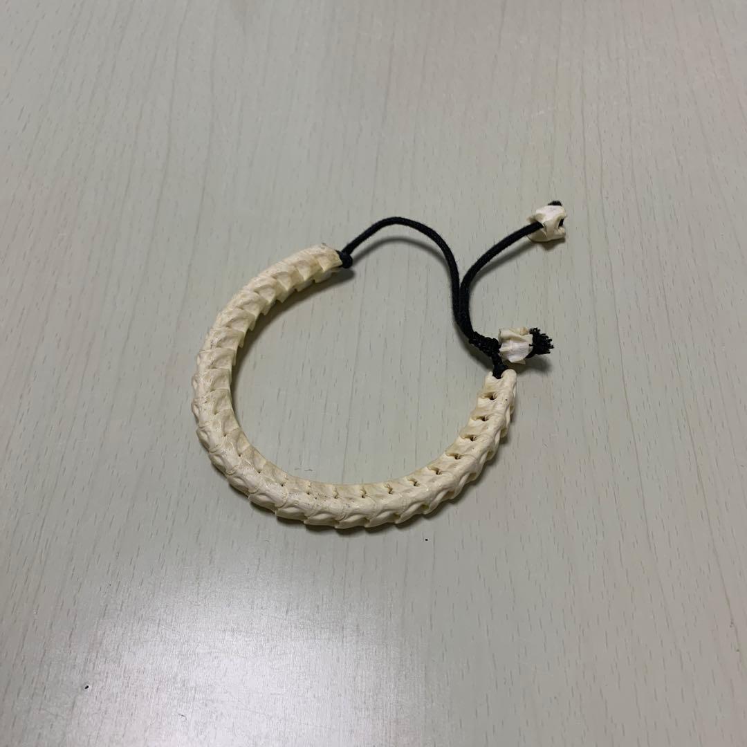 ホワイト・ブラック 本物蛇骨ブレスレットお得セット