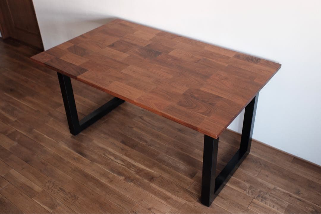 MASTERWALマスターウォール　モザイク　ダイニングテーブル