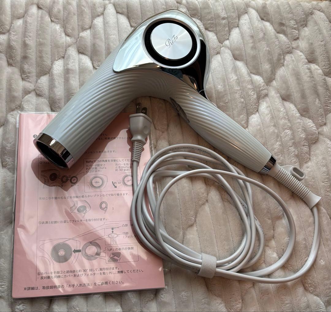 リファ　Refa ドライヤーRE-AJ02A 2021年製